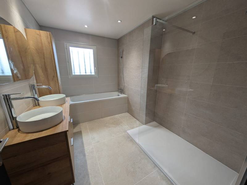 Rénovation complète d’une salle de bain à Puylaurens (81)