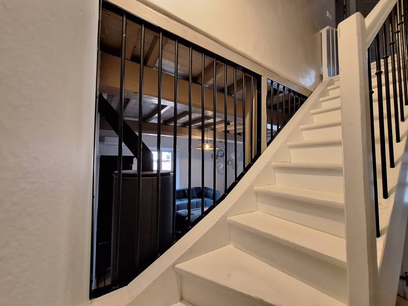 Aménager un atelier en bureau fonctionnel et confortable pour télétravail ou activité pro à Rabastens (81)