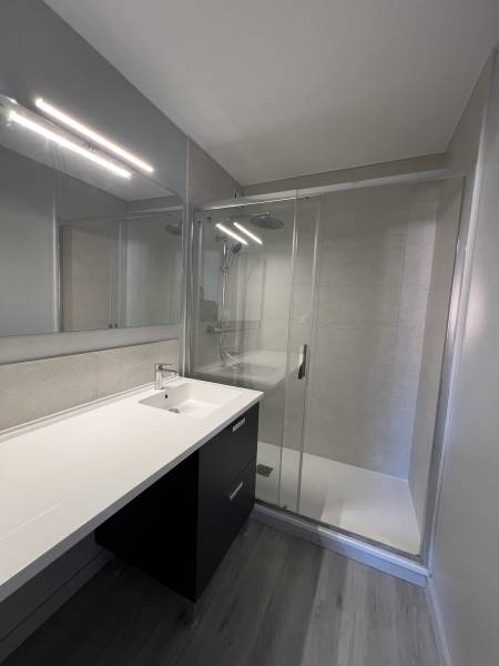 Transformer un appartement de 60m² avec une rénovation complète et des finitions sur mesure à Blagnac (31)